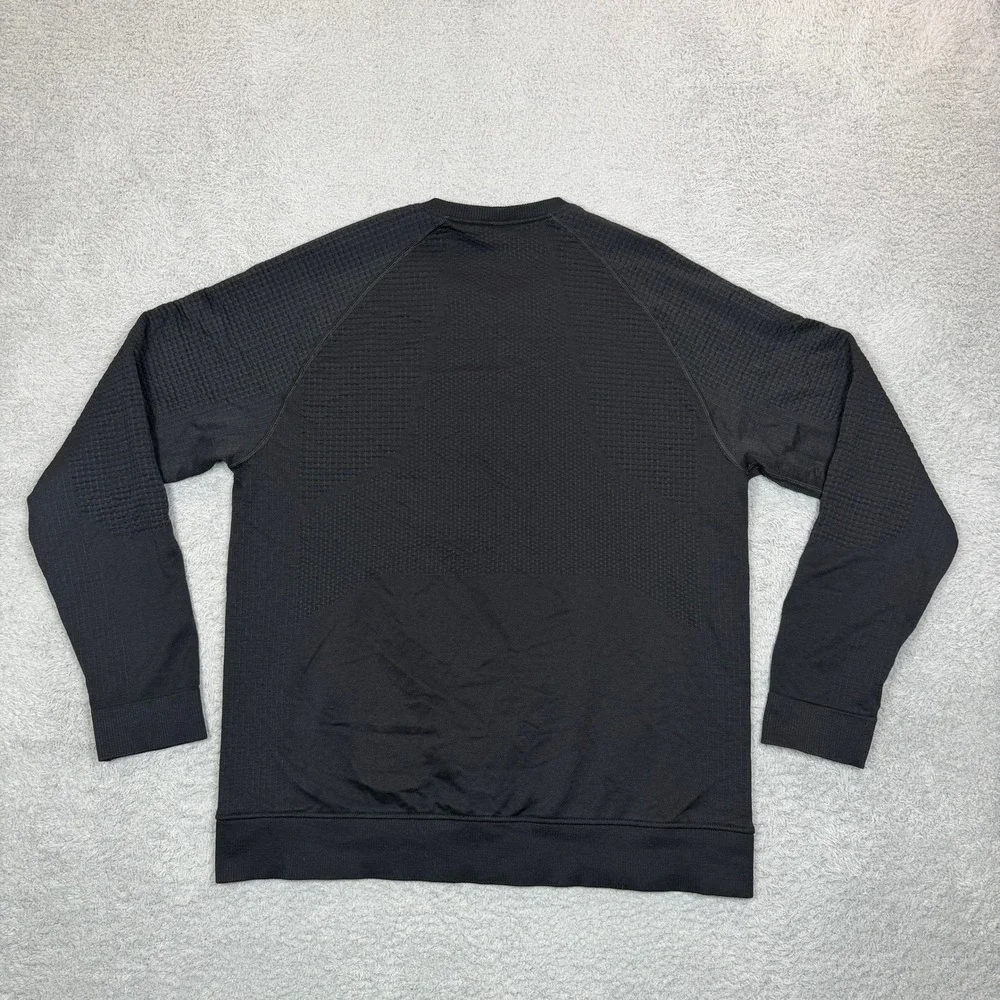 Lululemon Engineered Warmth Crewneck Black Merino Wool Blend Mens Large Sweater